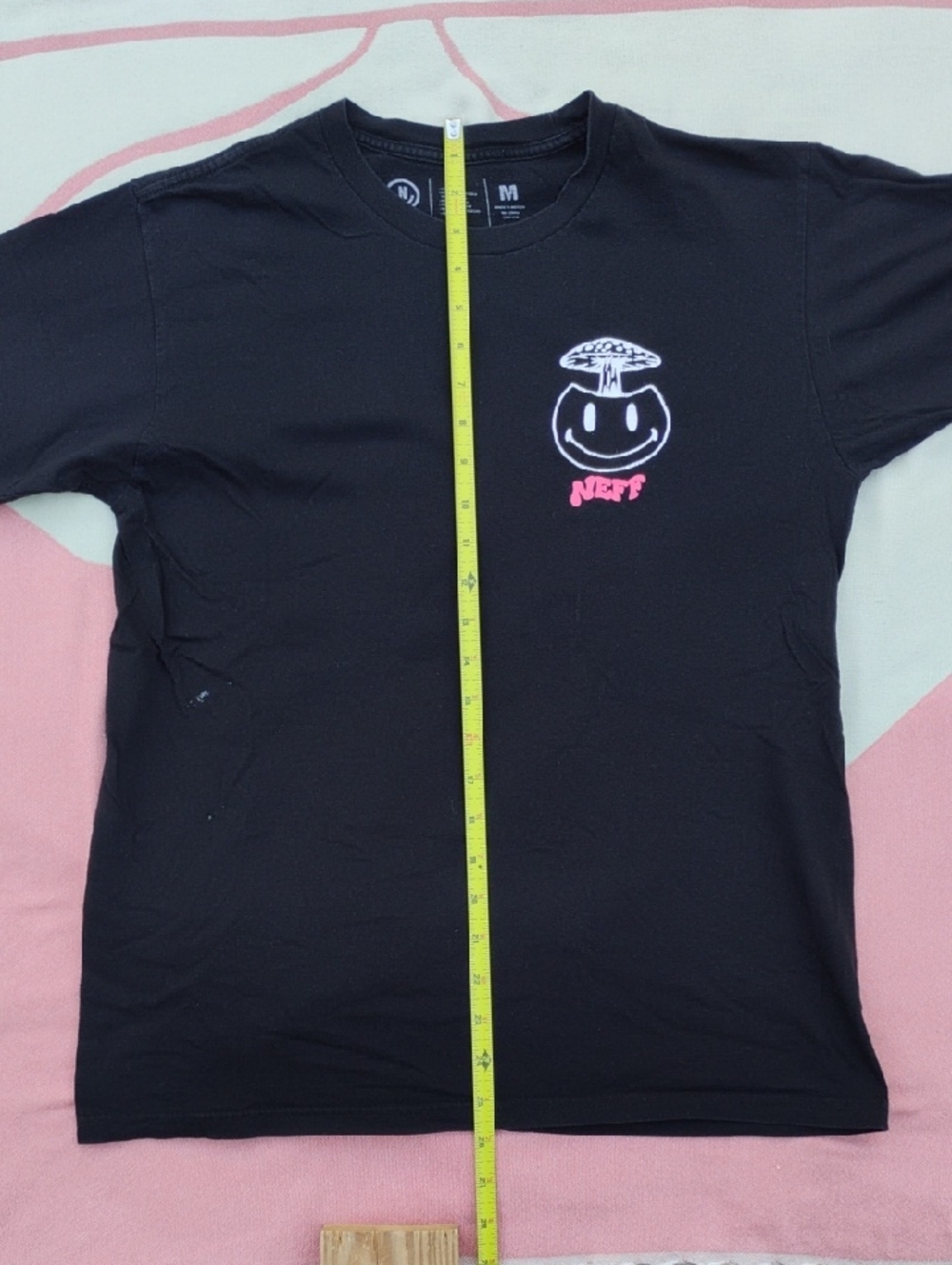Neff Mushroom Graphic Tshirt Medium - Picture 2 of 13